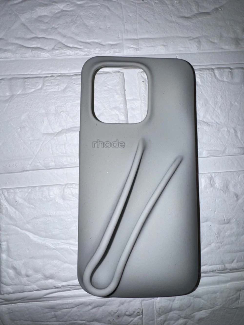 rhode Silicone Phone Case with Integrated Loop Gray fits iPhone 15Pro